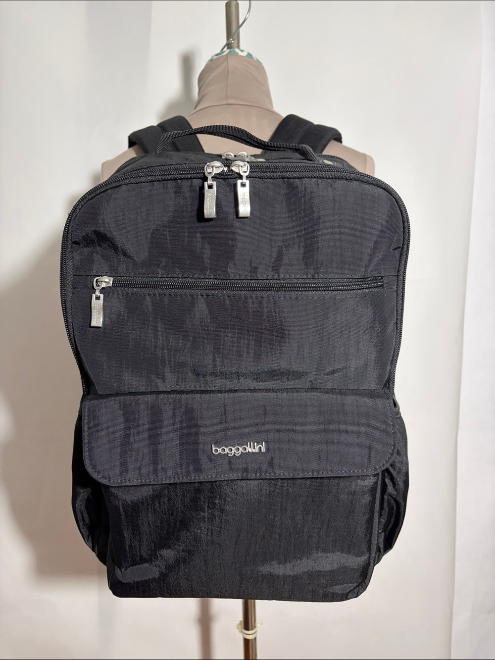 Baggallini Everyday Laptop Backpack Black Excellent Condition